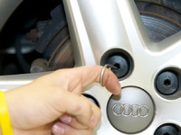 Genuine Volkswagen Audi Wheel Bolt Cap Removal Tool