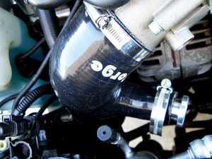 Front Mount Intercooler - Black Hoses