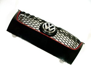 GTI Grille Assembly