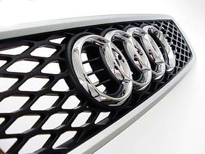 RS4 Grille