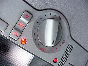 ECS Tuning W8 Dome Light Kit (Sunshine Beige) With Plug-n-Play Wiring Harness