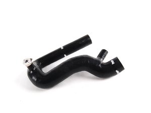 Front Mount Intercooler - Black Hoses